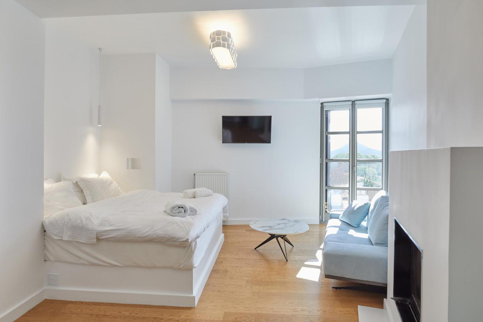Clock Tower Arachova Suites Zewnętrze zdjęcie